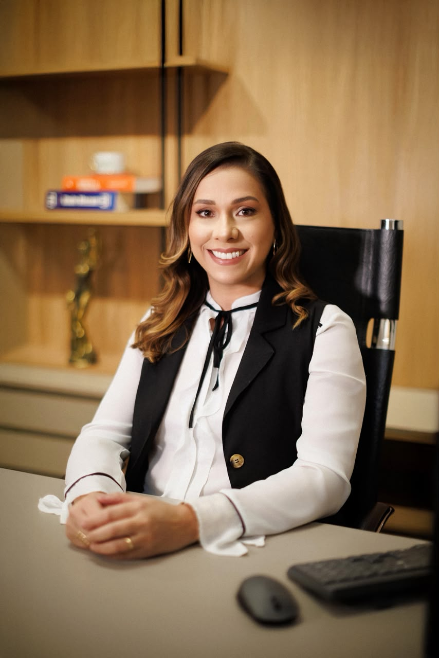 Adv. Simone Borguesam