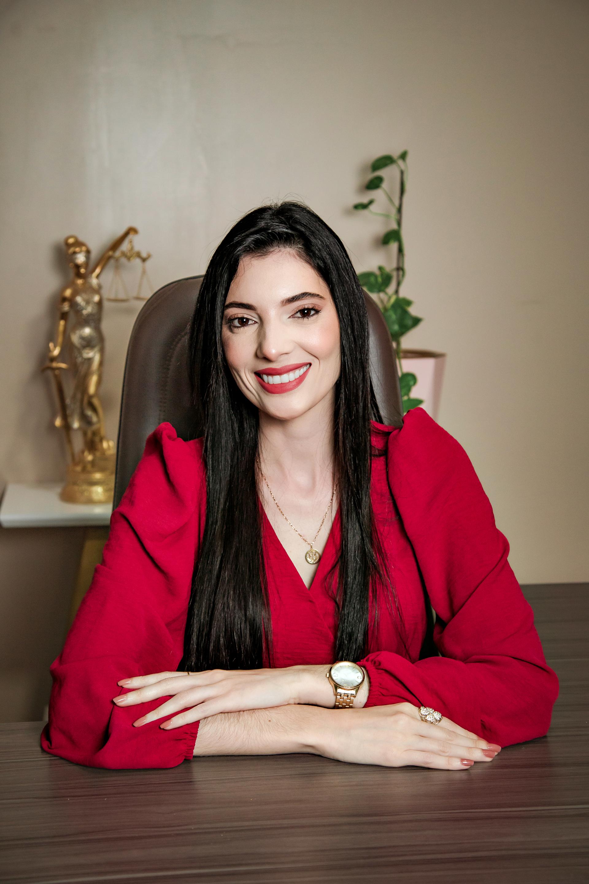 Dra. Solange Aline em atendimento