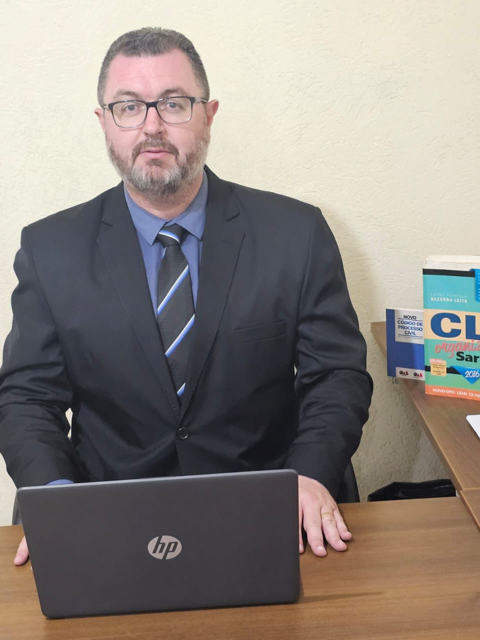 Dr. Almir Rogerio Squarcini